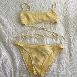 Yellow bikini set from Hollister. (Bikini Top is XS, bikini bottom is S)